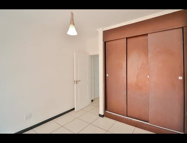 2 BEDROOM PROPERTY TO RENT IN MODDERFONTEIN